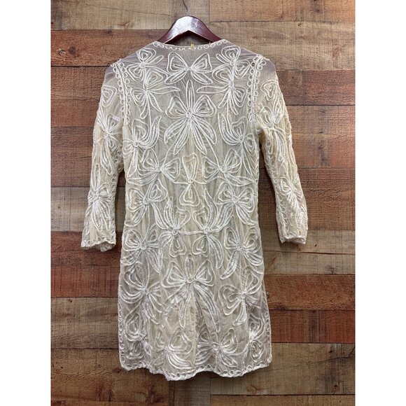 Elegant Beige Embroidered Sheer 3/4 Sleeve Open Front Cover Up Cardigan - Picture 4 of 7
